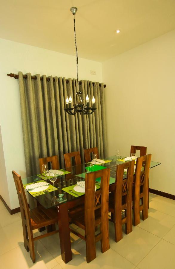 Kandyan Fo Rest Exterior foto